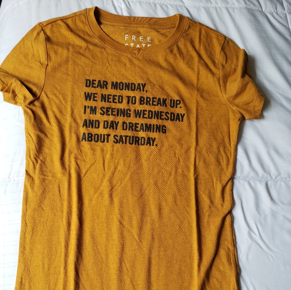 M Aeropostale shirt
